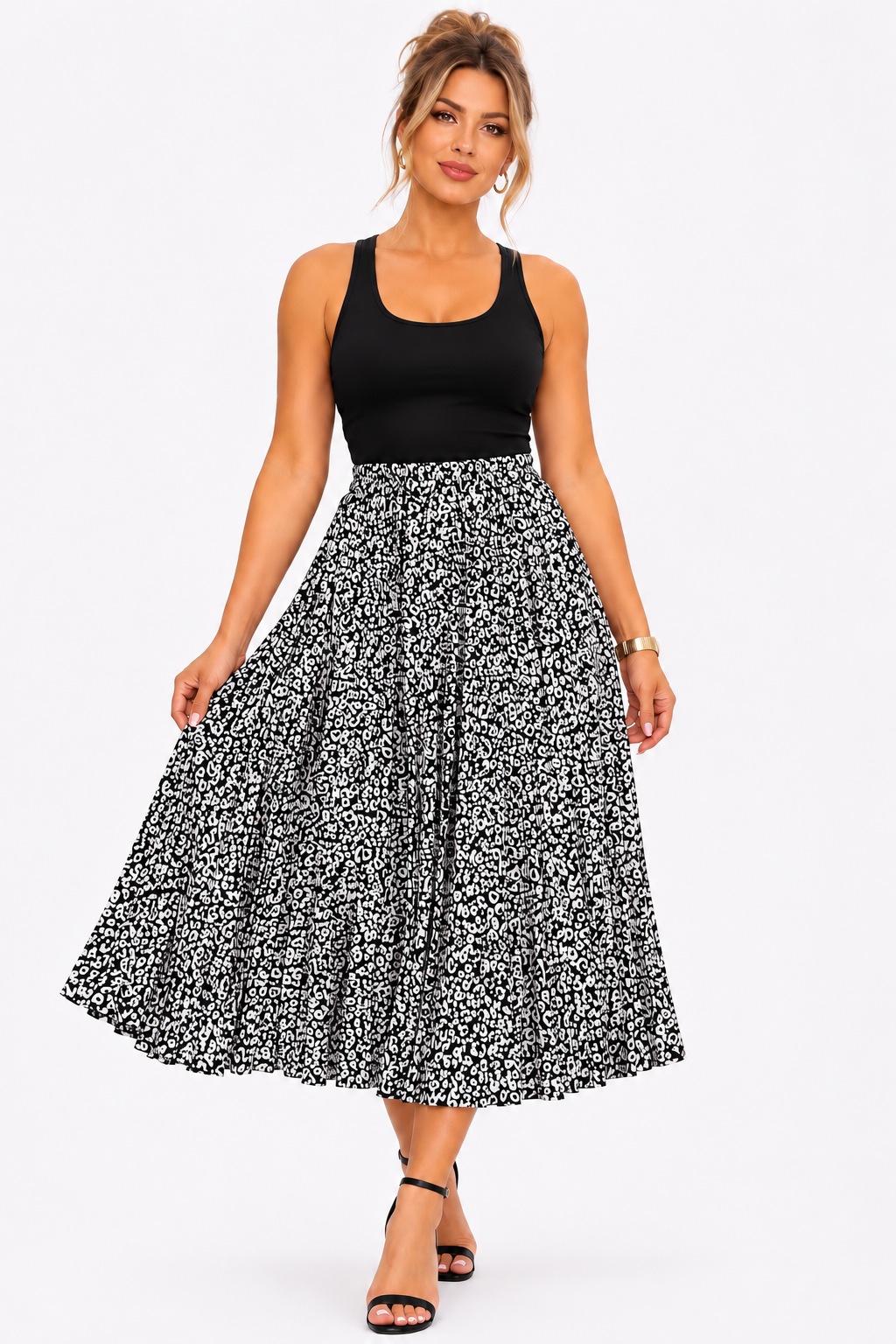Pleated Skirt | Black & White