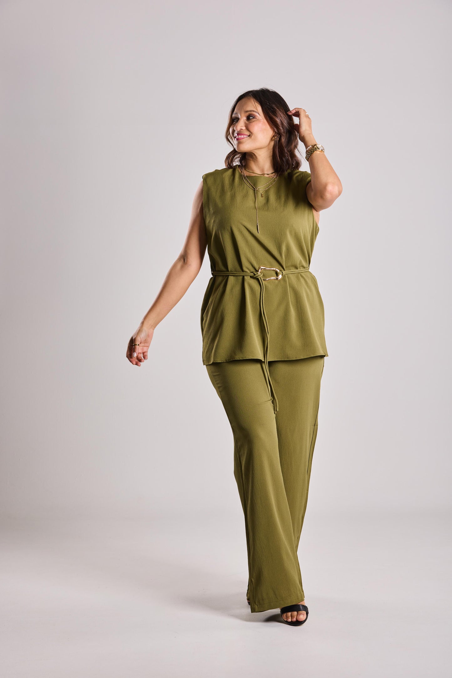 Selene Two Piece Set with Pockets - Olive