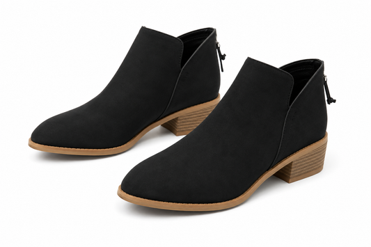 V-Cut Ankle Boot | Black