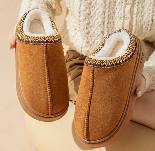 Comfy Indoor Clog - Brown