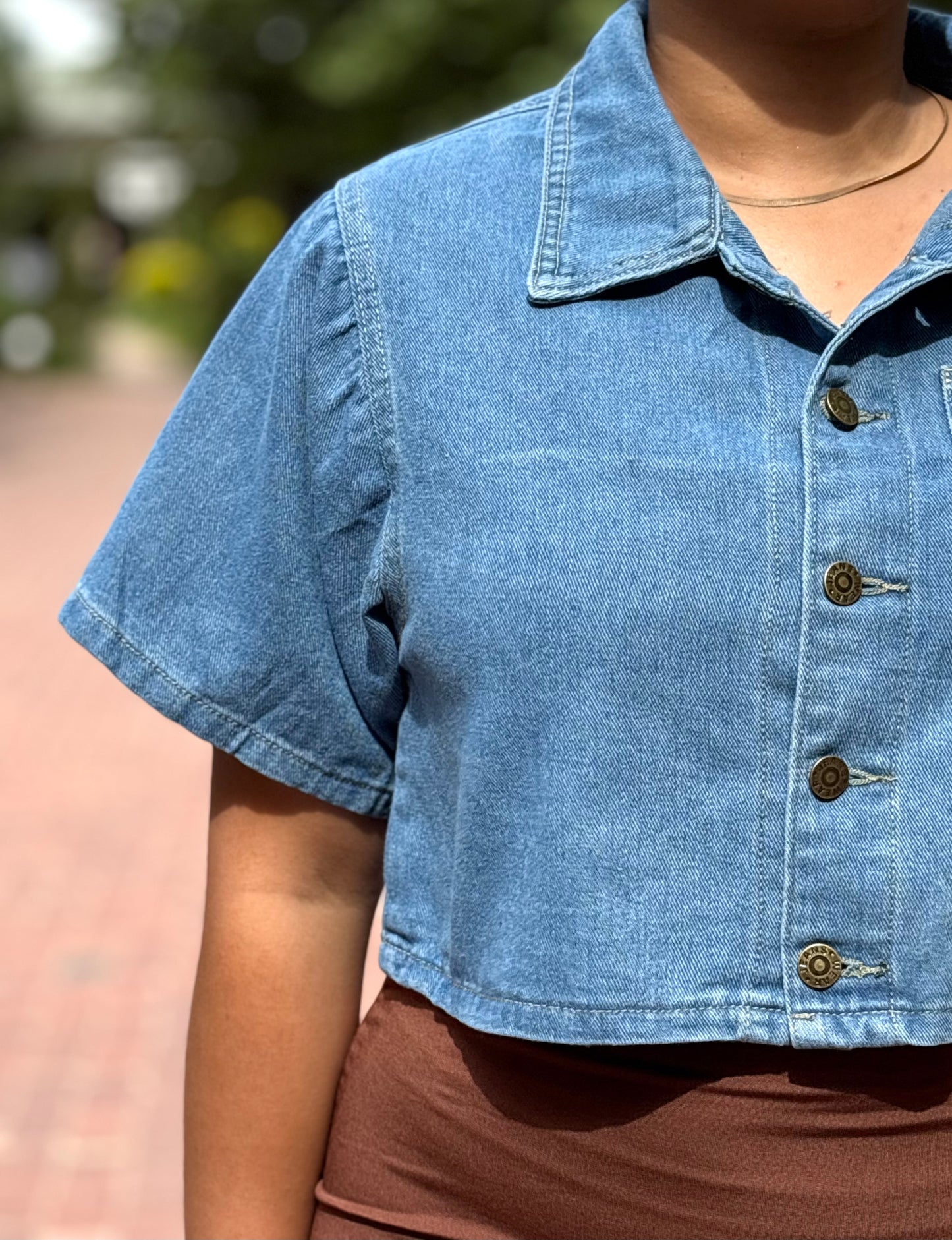 Short Sleeve Cropped Denim Jacket - Light Blue